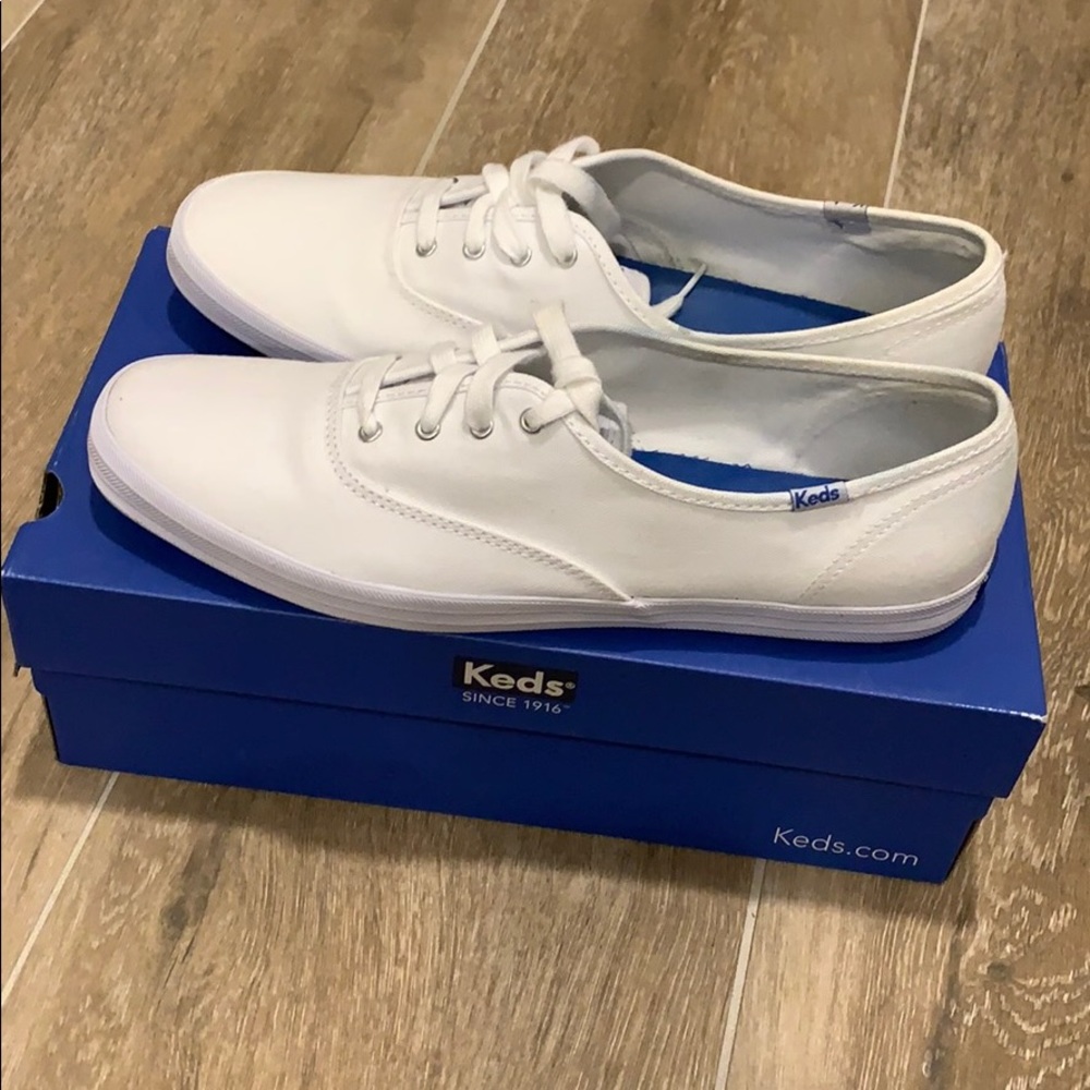Keds Champion White Canvas  11 narrow